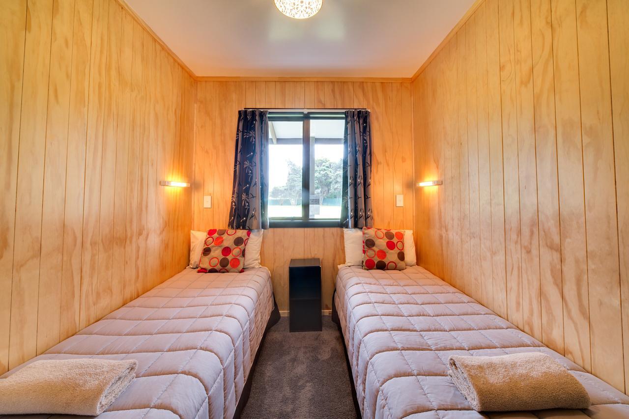 Wellington Top 10 Holiday Park Lower Hutt Exterior foto