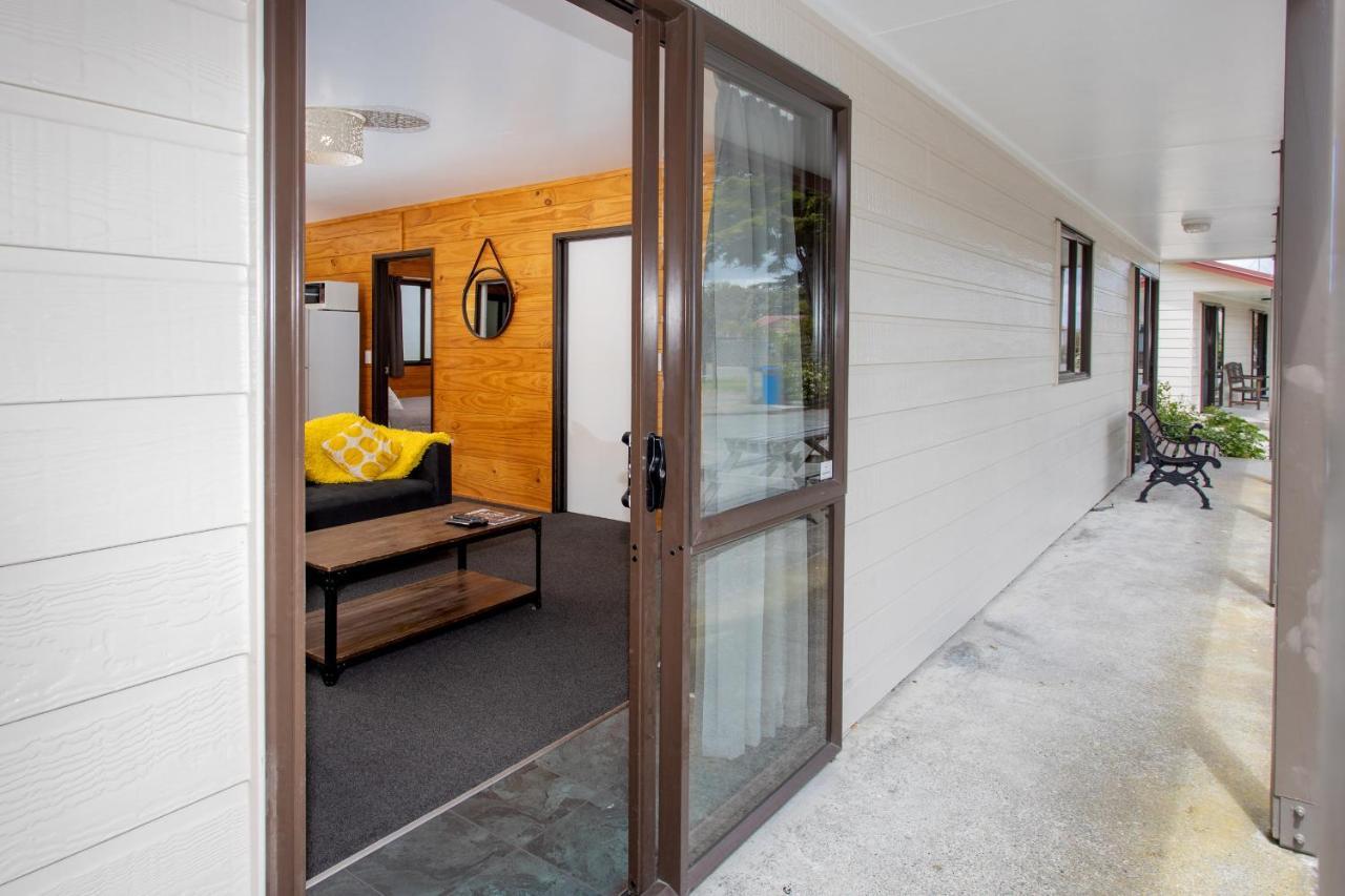 Wellington Top 10 Holiday Park Lower Hutt Exterior foto