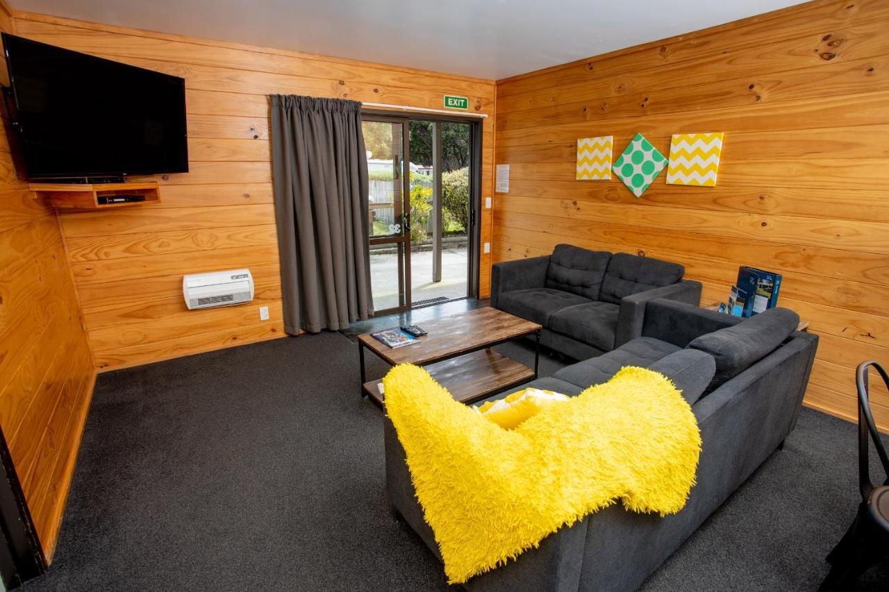 Wellington Top 10 Holiday Park Lower Hutt Exterior foto